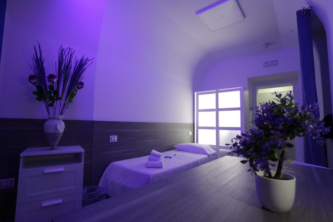 ナポリ Chiaia Relax Bed & Breakfast エクステリア 写真