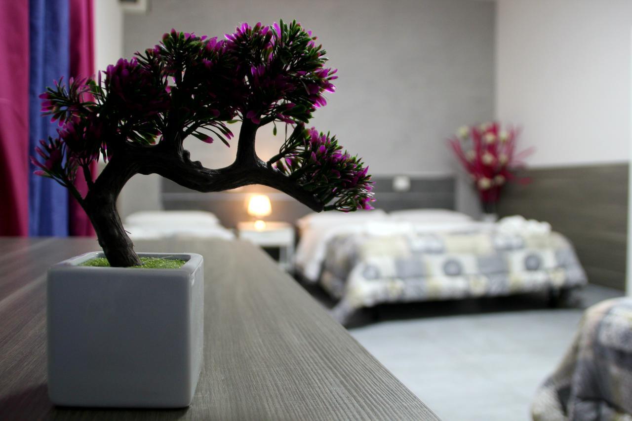 ナポリ Chiaia Relax Bed & Breakfast エクステリア 写真